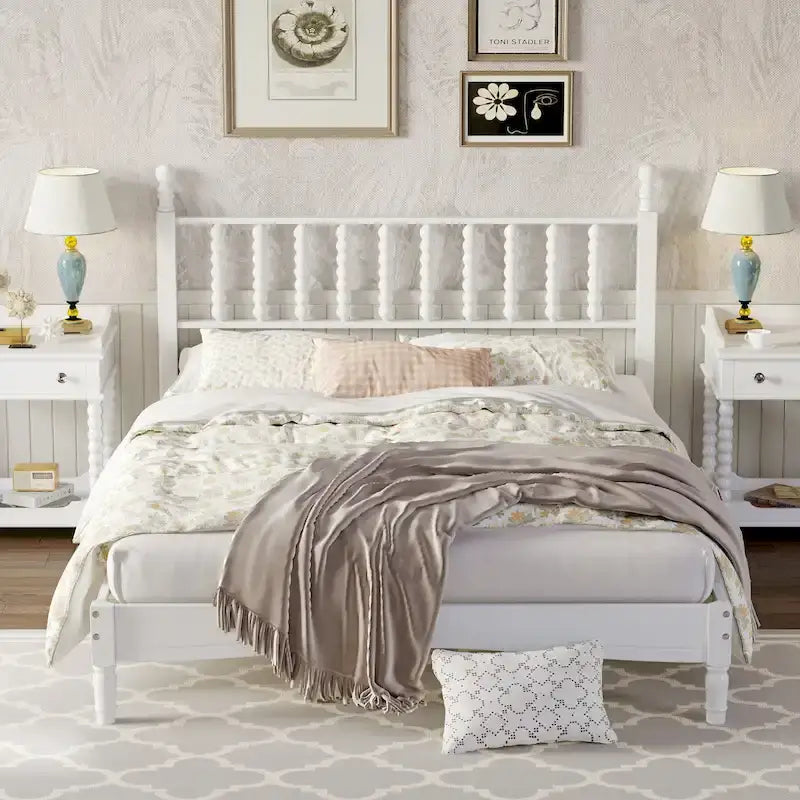 Retro Style Wood Platform Bed with Gourd Shaped Headboard,Queen Size